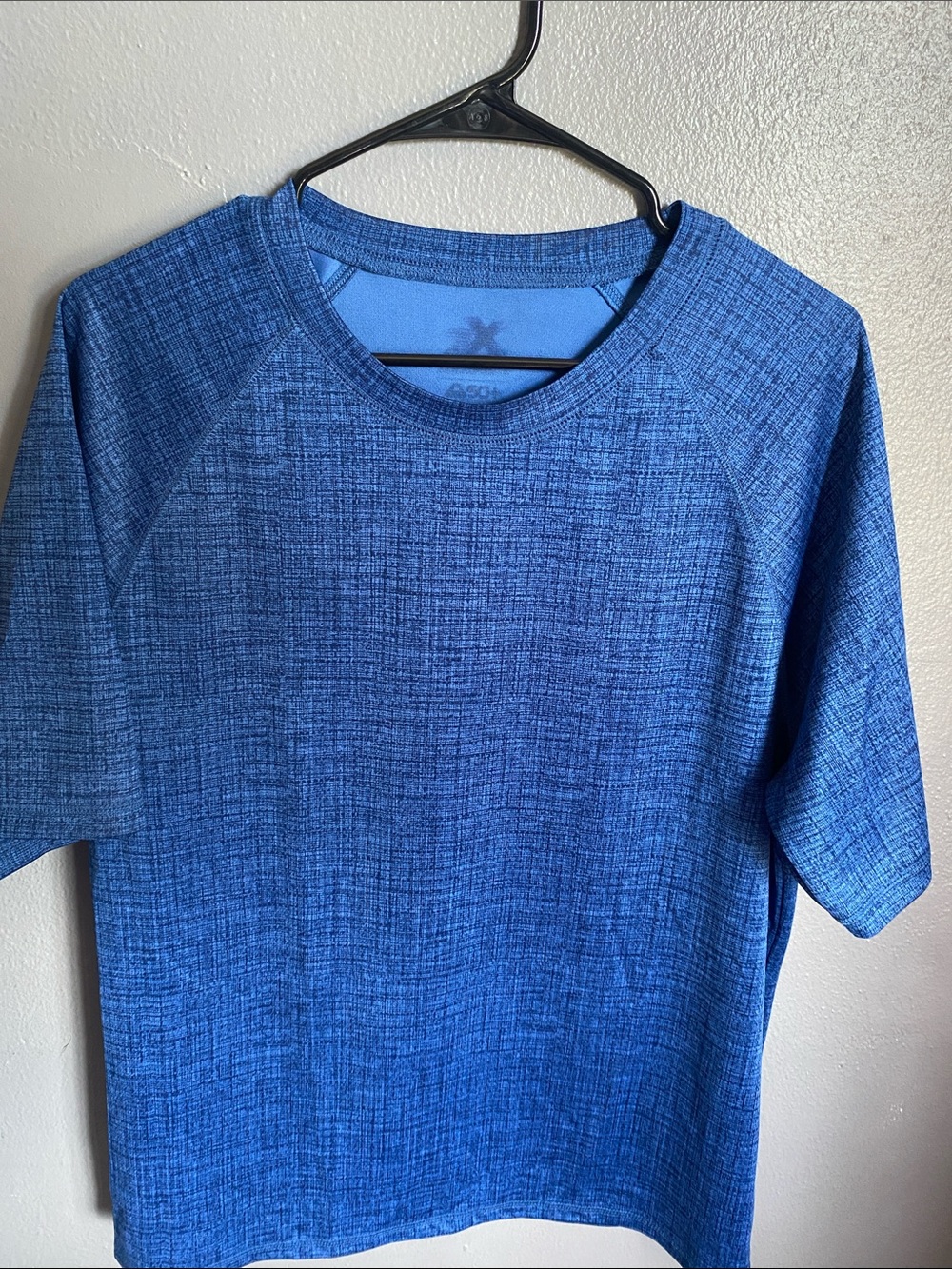 Men's Blue Short-Sleeve Performance Shirt